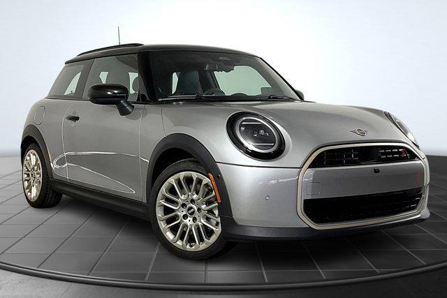 used 2025 MINI Hardtop car, priced at $29,995