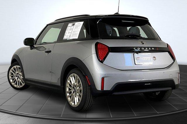 used 2025 MINI Hardtop car, priced at $29,995
