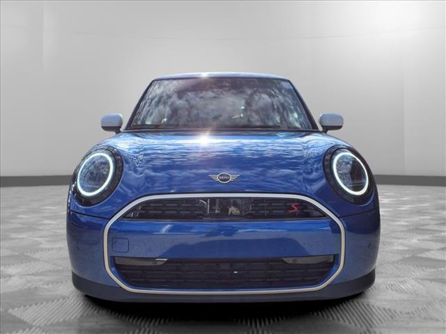 new 2025 MINI Hardtop car, priced at $35,980