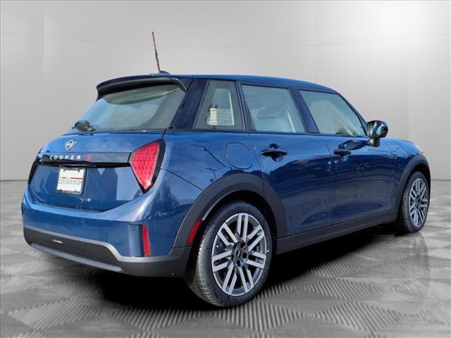 new 2025 MINI Hardtop car, priced at $37,580