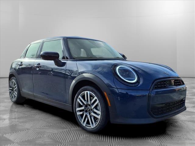 new 2025 MINI Hardtop car, priced at $37,580