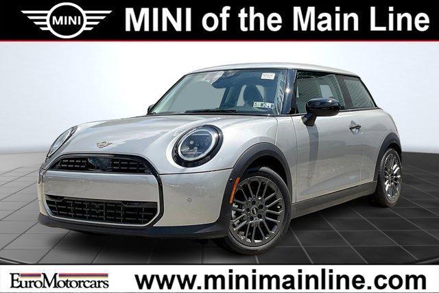 new 2025 MINI Hardtop car, priced at $32,430