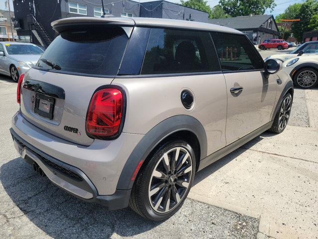 used 2022 MINI Hardtop car, priced at $23,371