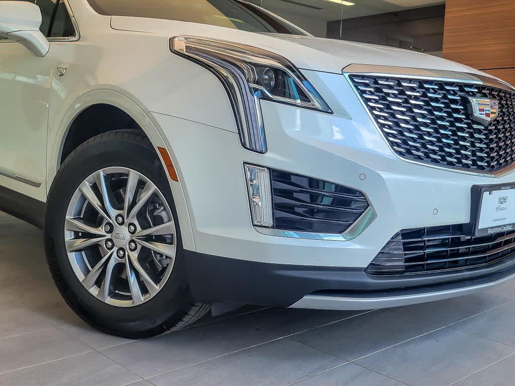 used 2022 Cadillac XT5 car, priced at $34,888