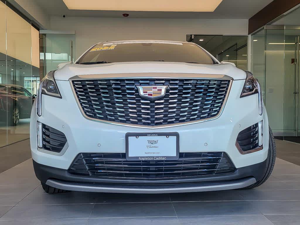 used 2022 Cadillac XT5 car, priced at $34,888