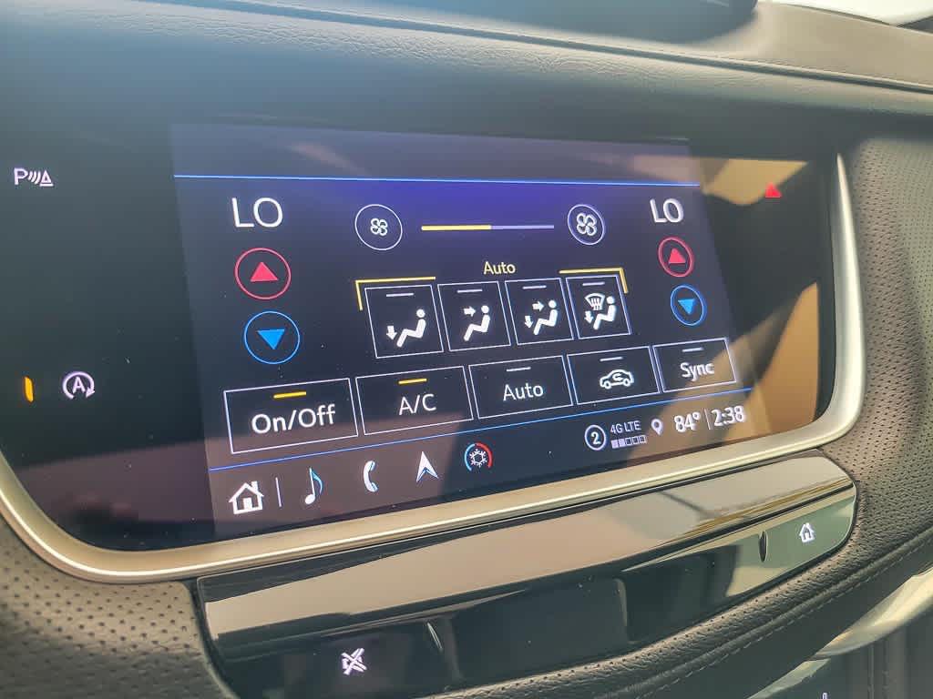 used 2022 Cadillac XT5 car, priced at $34,888