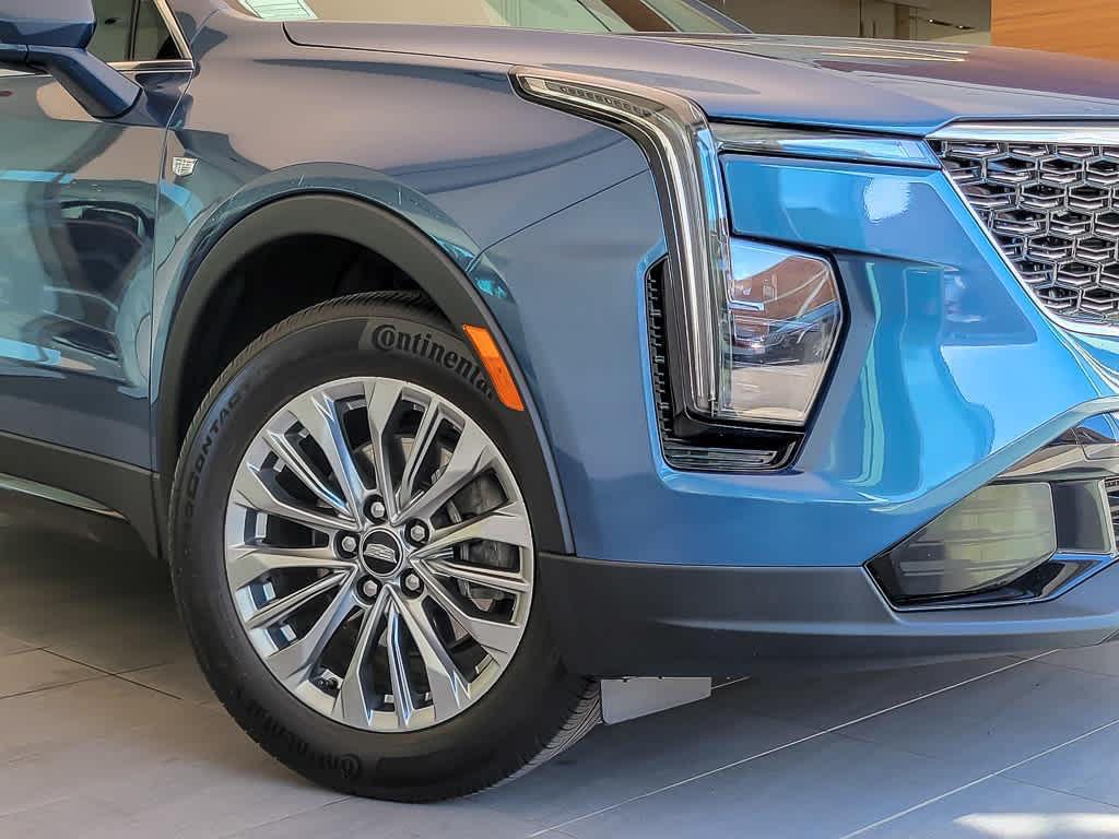 used 2024 Cadillac XT4 car, priced at $33,888