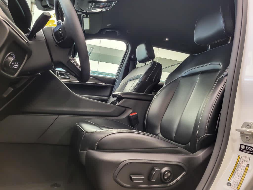 used 2024 Jeep Grand Cherokee L car, priced at $36,973