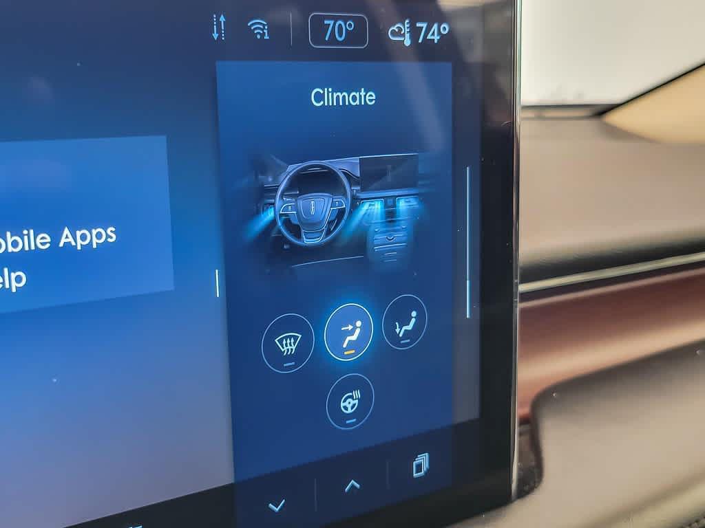 used 2021 Lincoln Nautilus car, priced at $31,888