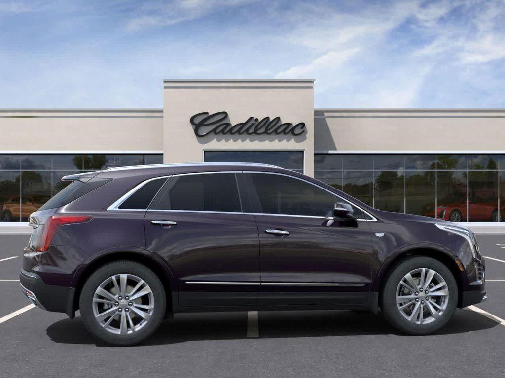 new 2025 Cadillac XT5 car, priced at $52,017