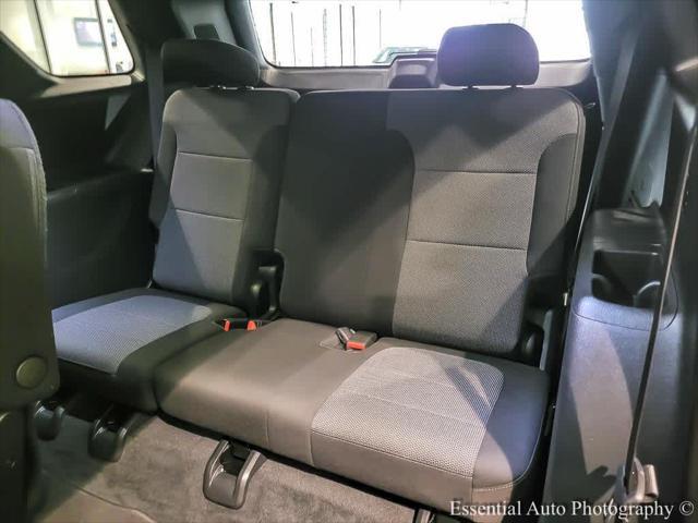 used 2022 Chevrolet Traverse car, priced at $31,888