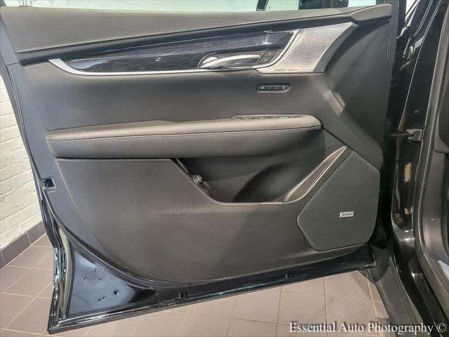 used 2023 Cadillac XT5 car, priced at $38,995