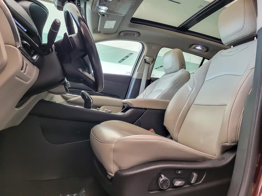 used 2023 Cadillac XT4 car, priced at $26,988