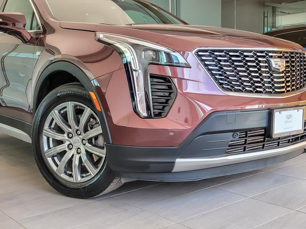 used 2023 Cadillac XT4 car, priced at $26,988