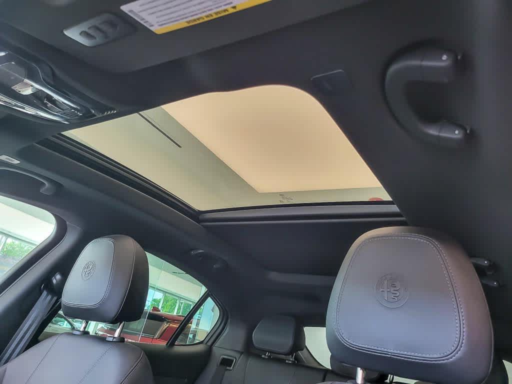 used 2022 Alfa Romeo Stelvio car, priced at $24,555