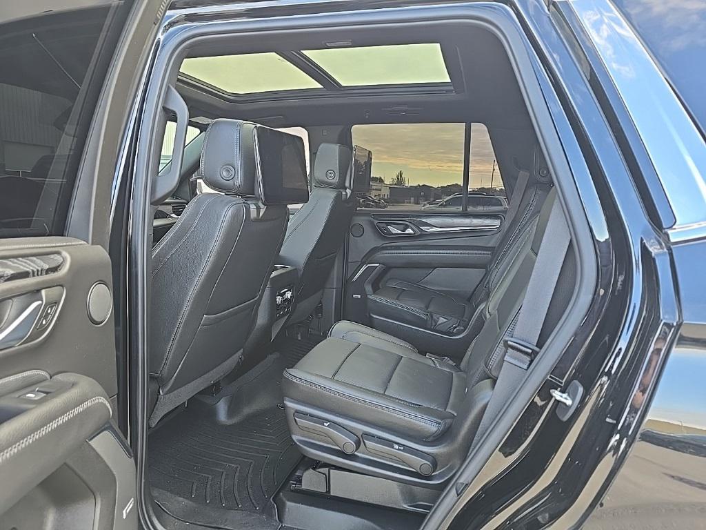 used 2021 GMC Yukon car, priced at $51,998