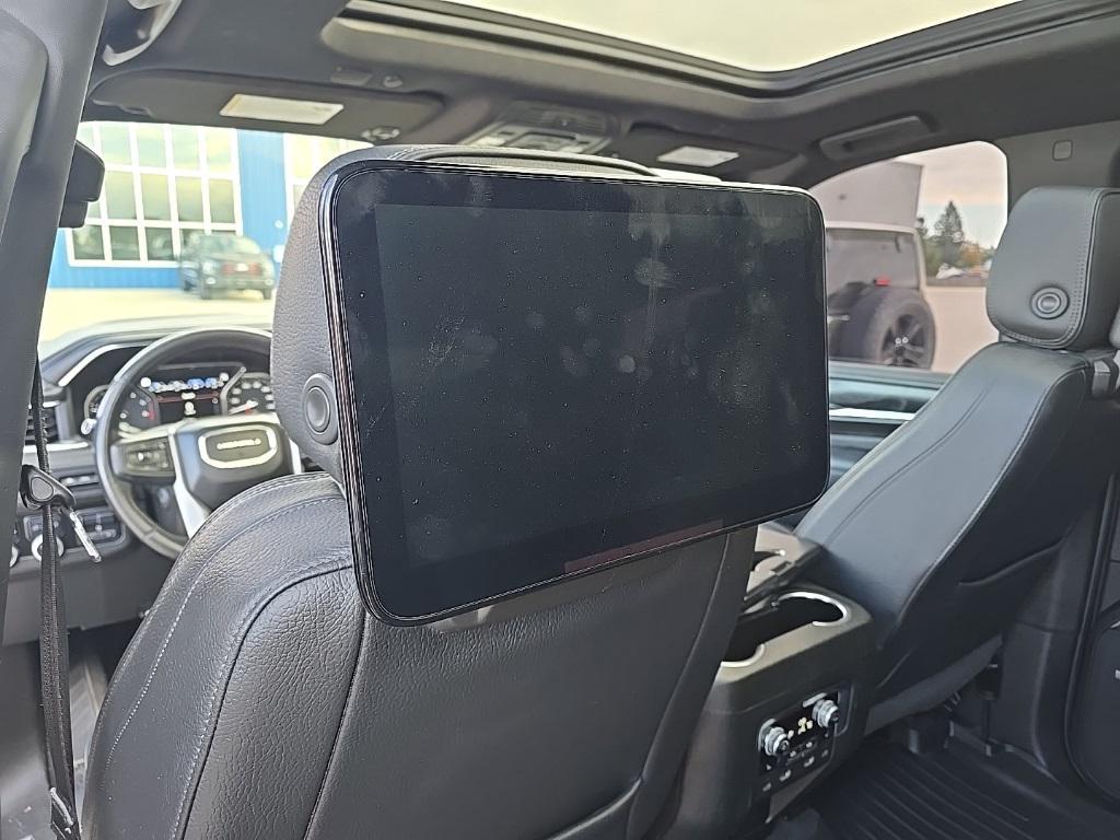 used 2021 GMC Yukon car, priced at $51,998
