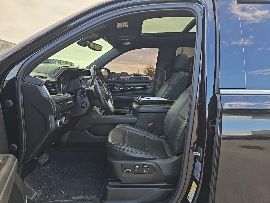 used 2021 GMC Yukon car, priced at $51,998