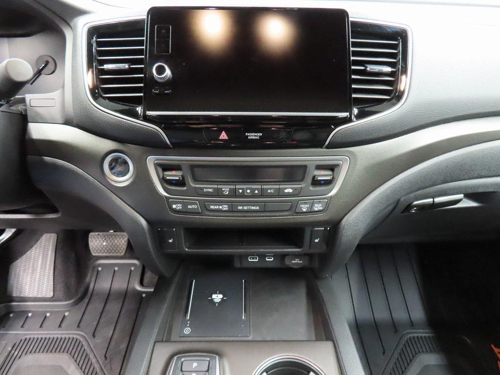 used 2025 Honda Ridgeline car, priced at $39,997
