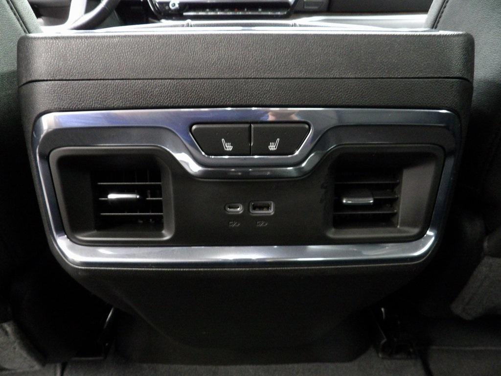 used 2022 GMC Sierra 1500 car, priced at $45,997