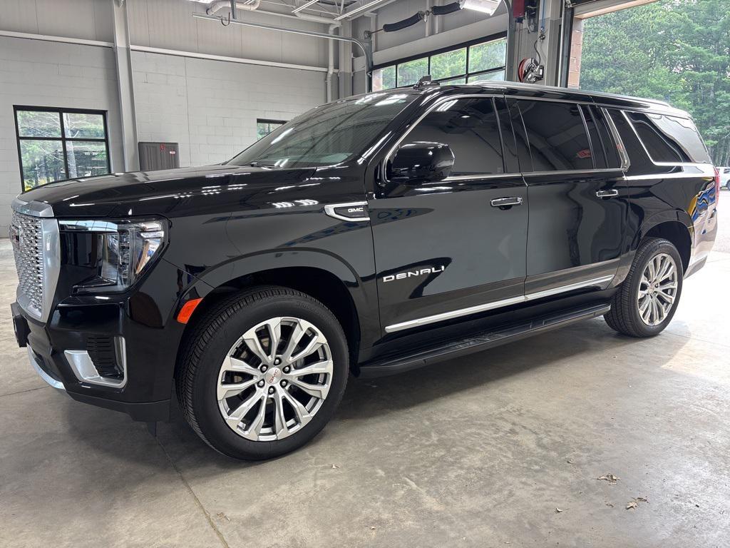 used 2024 GMC Yukon XL car, priced at $74,998