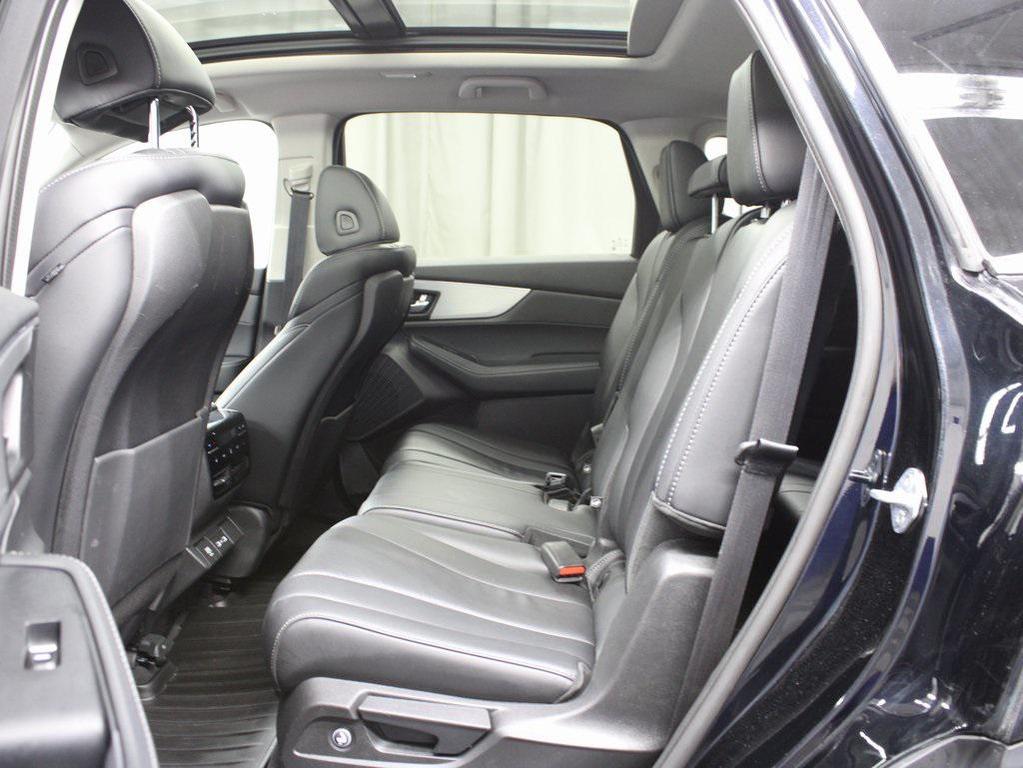 used 2023 Acura MDX car, priced at $38,891