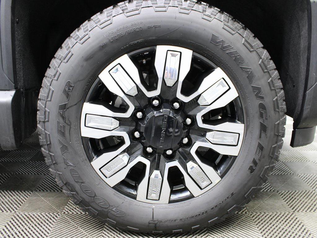 used 2024 GMC Sierra 2500 car, priced at $75,997