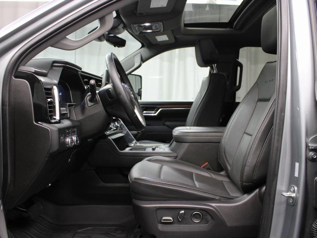 used 2024 GMC Sierra 2500 car, priced at $75,997