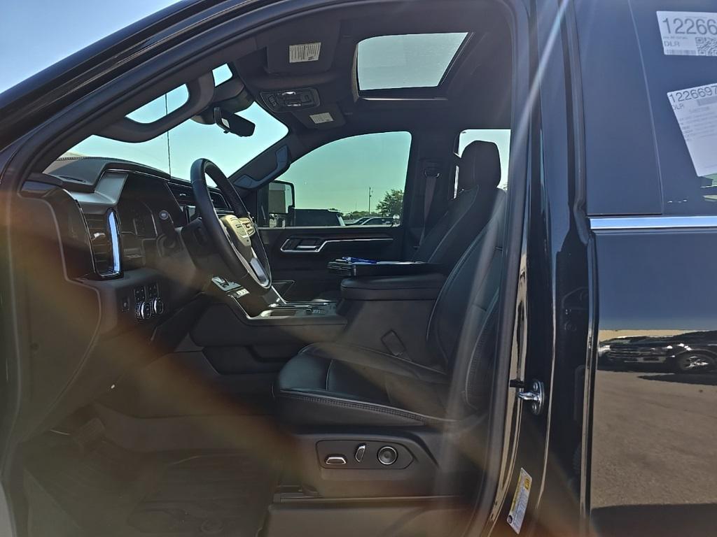 used 2024 GMC Sierra 2500 car, priced at $74,997