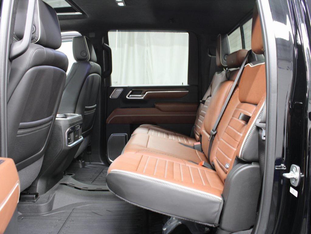 used 2025 GMC Sierra 2500 car, priced at $84,492