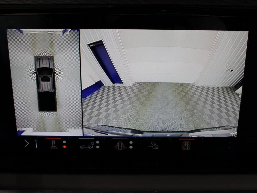 used 2025 GMC Sierra 2500 car, priced at $84,492
