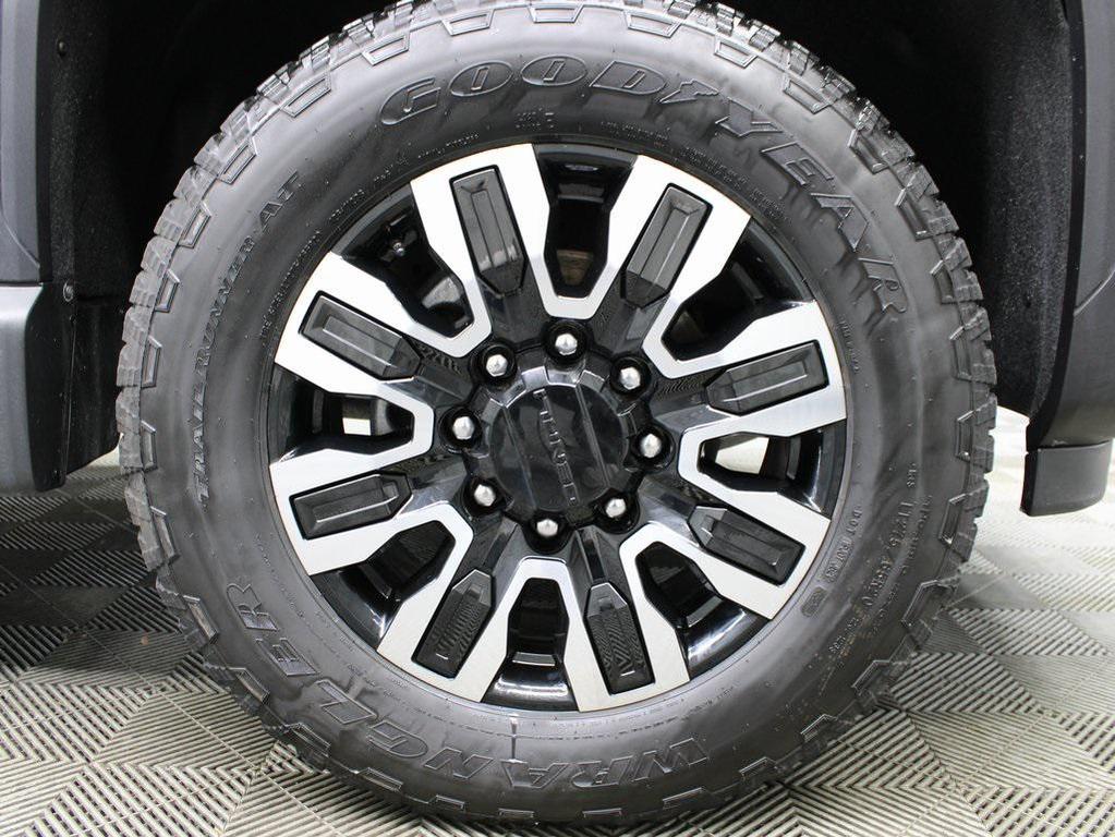used 2025 GMC Sierra 2500 car, priced at $84,492