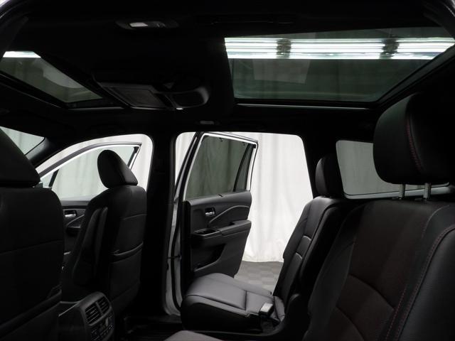 used 2022 Honda Pilot car, priced at $36,997