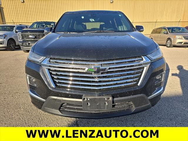 used 2023 Chevrolet Traverse car, priced at $44,998