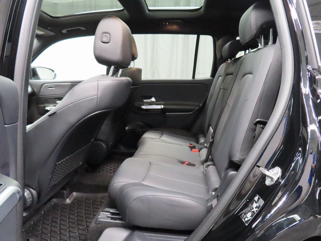 used 2022 Mercedes-Benz GLB 250 car, priced at $28,998