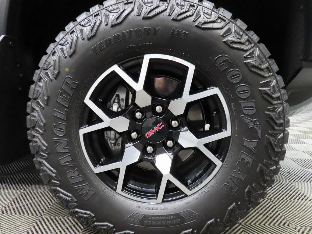 used 2025 GMC Canyon car, priced at $49,997