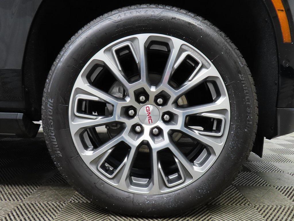 used 2025 GMC Yukon XL car, priced at $80,991