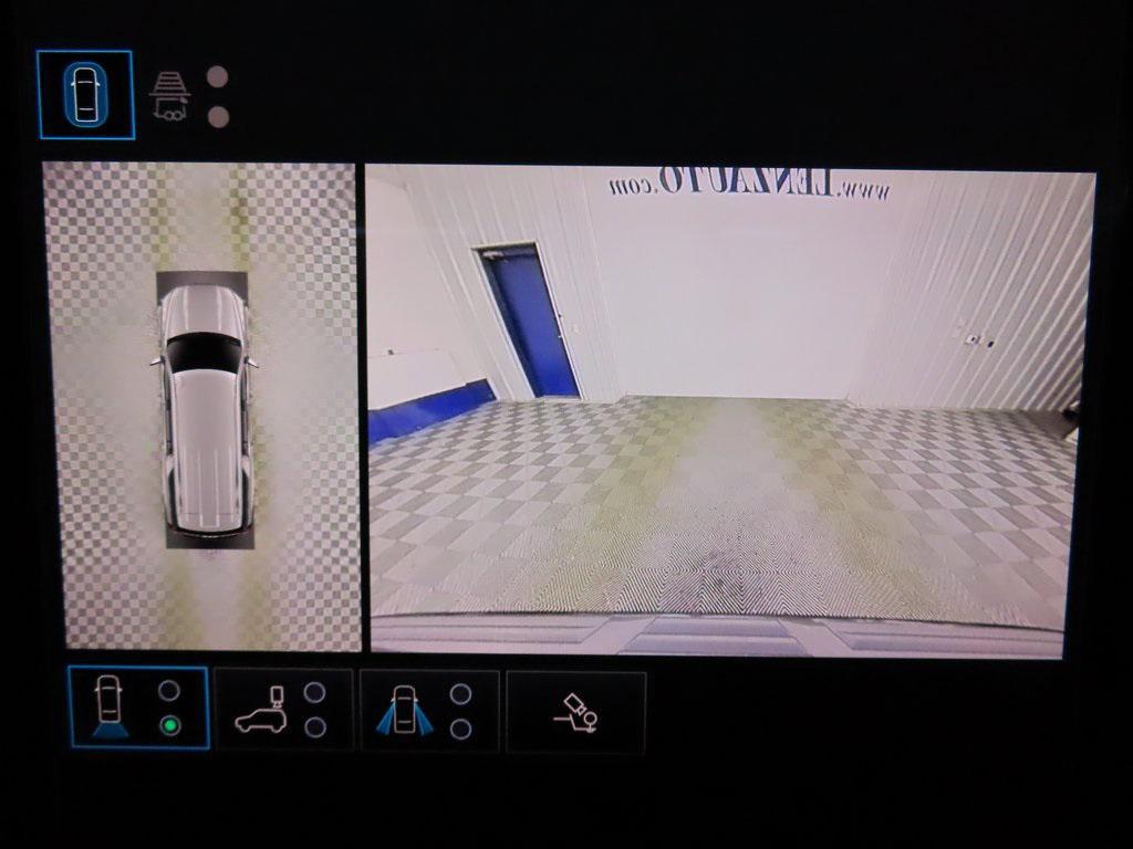 used 2025 GMC Yukon XL car, priced at $80,991