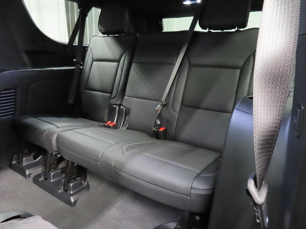 used 2025 GMC Yukon XL car, priced at $80,991