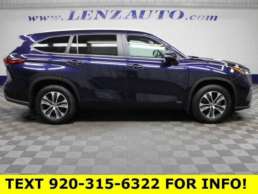 used 2023 Toyota Highlander Hybrid car, priced at $43,497