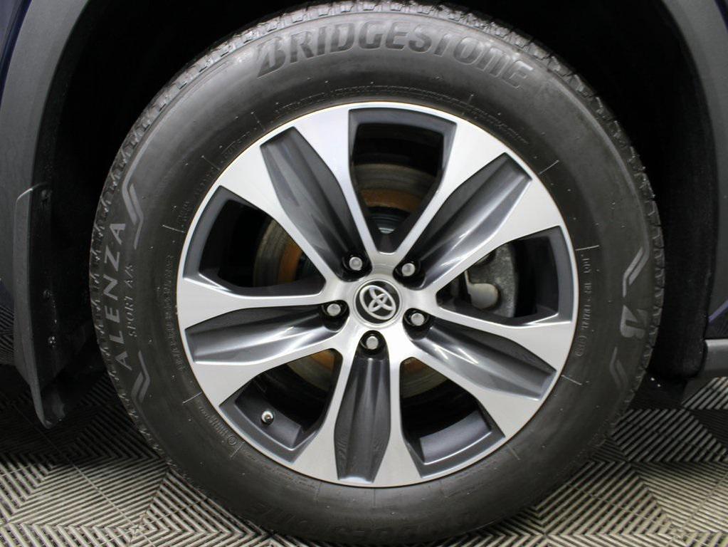 used 2023 Toyota Highlander Hybrid car, priced at $43,497