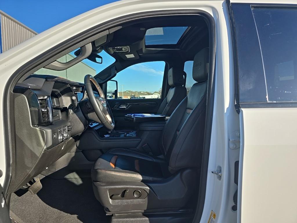 used 2024 GMC Sierra 2500 car, priced at $69,497
