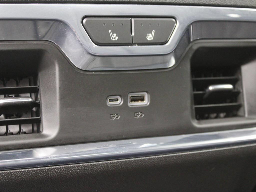 used 2024 Chevrolet Silverado 2500 car, priced at $73,998