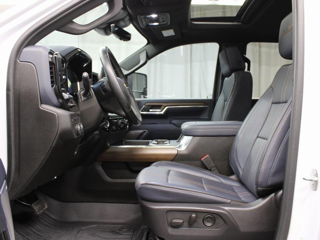 used 2024 Chevrolet Silverado 2500 car, priced at $73,998