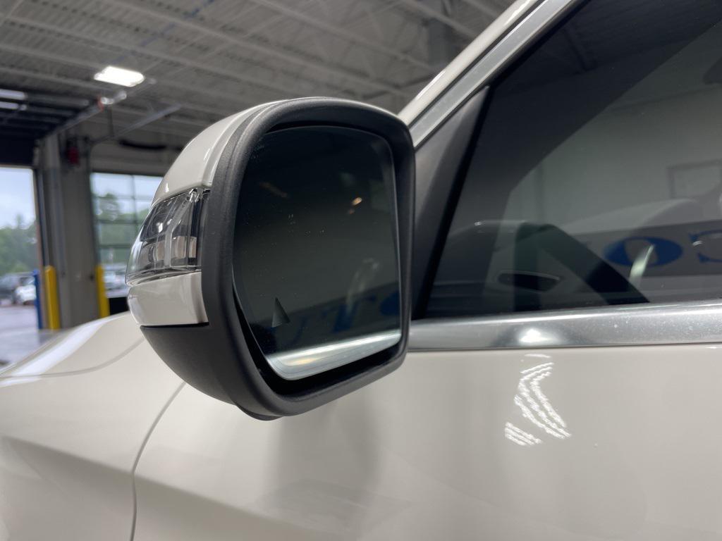 used 2018 Mercedes-Benz GLC 300 car, priced at $19,497