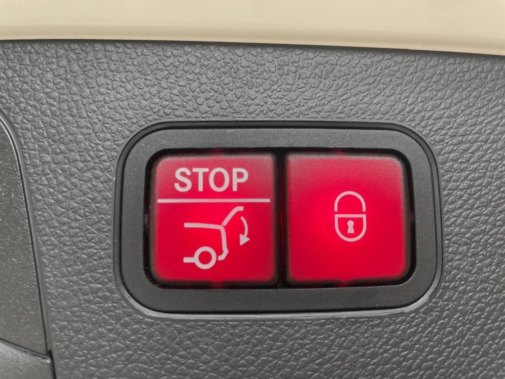 used 2018 Mercedes-Benz GLC 300 car, priced at $19,497