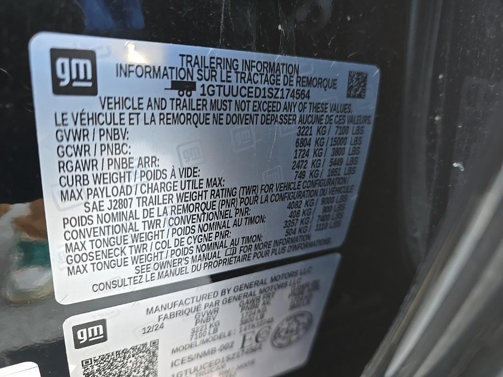 used 2025 GMC Sierra 1500 car, priced at $50,997