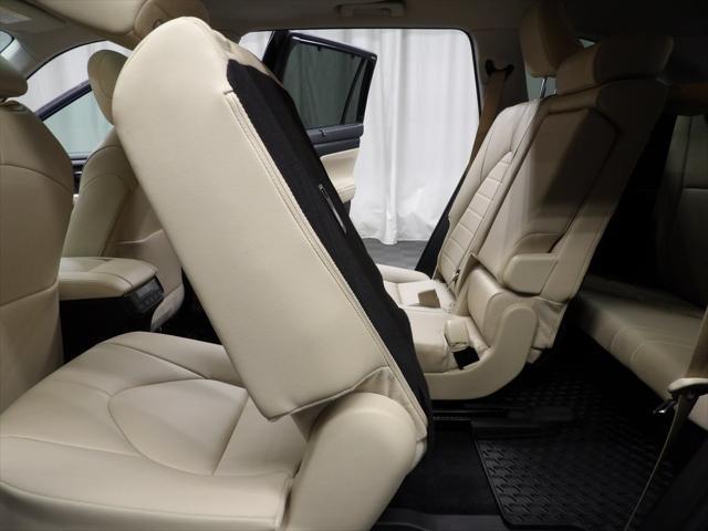 used 2024 Toyota Highlander car, priced at $44,498