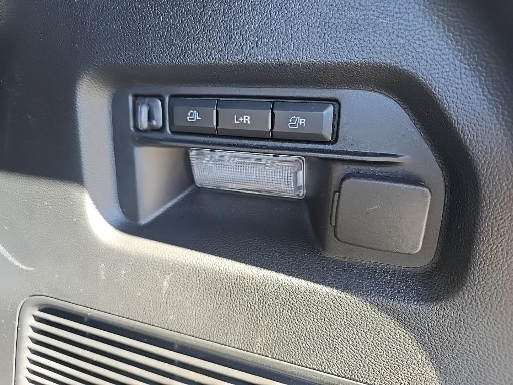 used 2025 Ford Explorer car, priced at $48,997