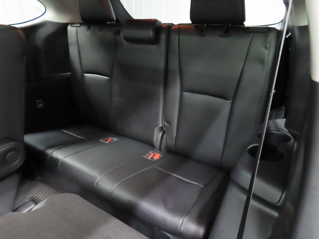 used 2021 Toyota Highlander car, priced at $41,498